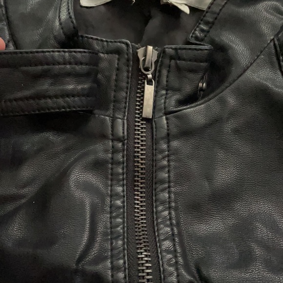 Black Max Studio Leather Jacket with Zipper Detail - Picture 4 of 15